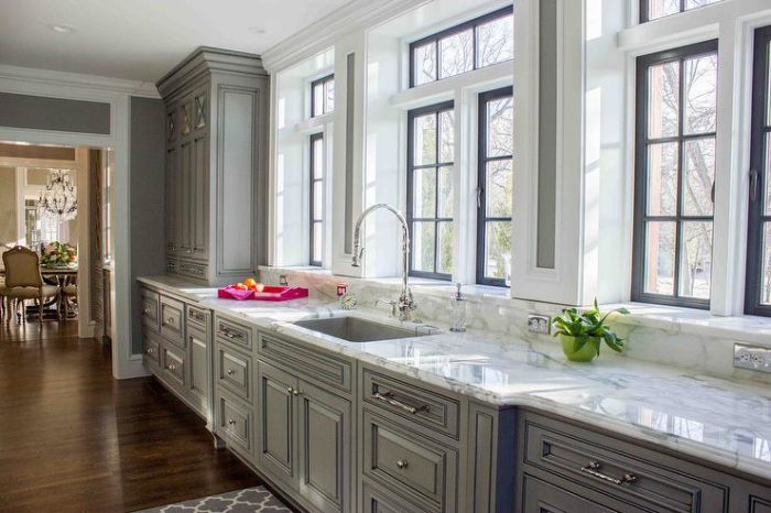 https://www.houzz.com/magazine/top-9-hardware-styles-for-flat-panel-kitchen-cabinets-stsetivw-vs~4146060